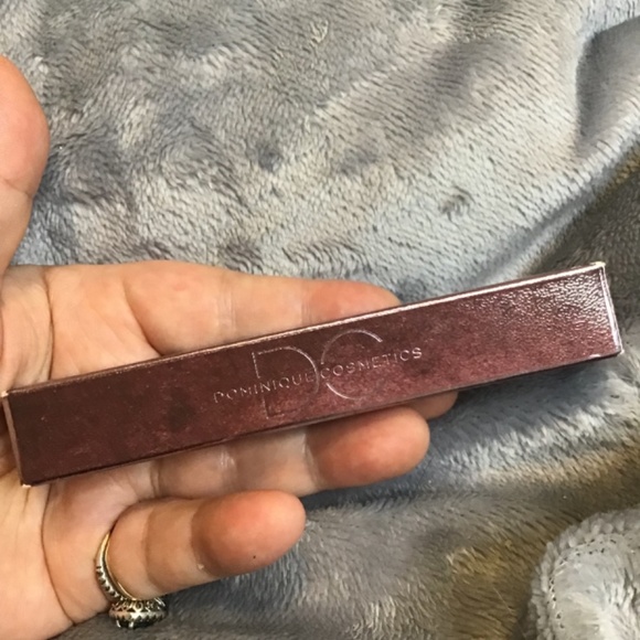 Dominique cosmetics berries and creme lipstick, in pink - Picture 5 of 12